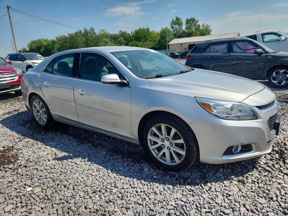 Zdjęcie 4 z aukcji – 2015 CHEVROLET MALIBU z VIN 1G11D5SL8FF323031