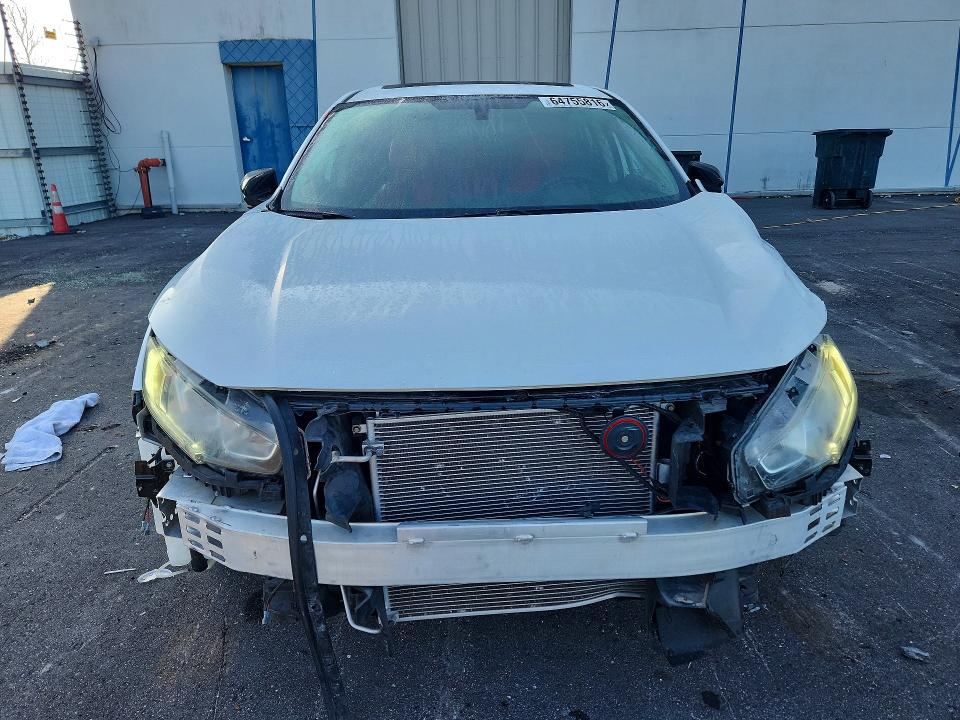 Photo 5 from auction – 2017 HONDA CIVIC with VIN 2HGFC2F70HH567027