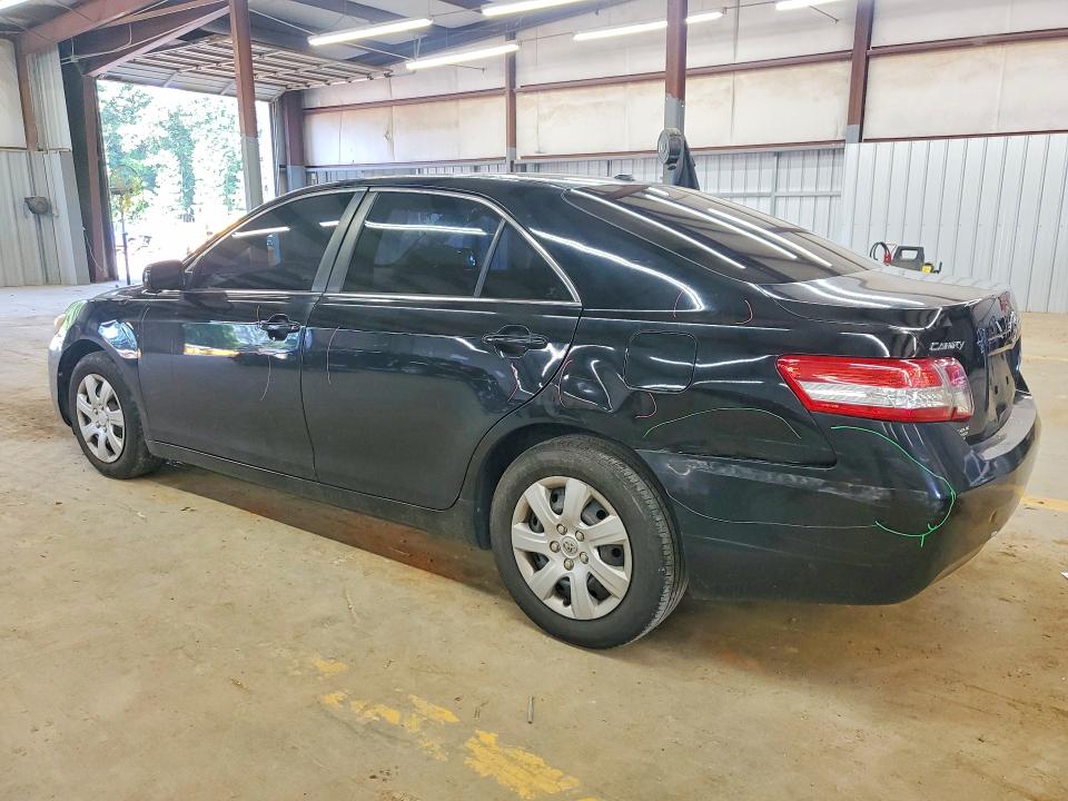 Photo 2 from auction – 2010 TOYOTA CAMRY with VIN 4T1BF3EK2AU090700