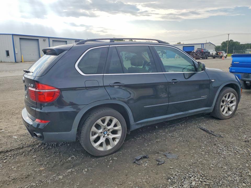 Photo 3 from auction – 2013 BMW X5 with VIN 5UXZV4C57D0B20473