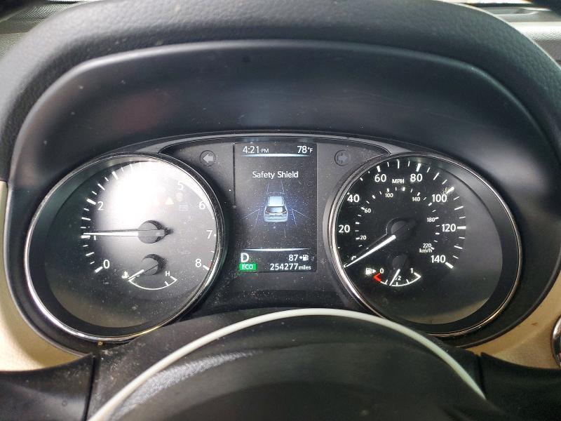 Photo 9 from auction – 2017 NISSAN ROGUE with VIN JN8AT2MT2HW397025