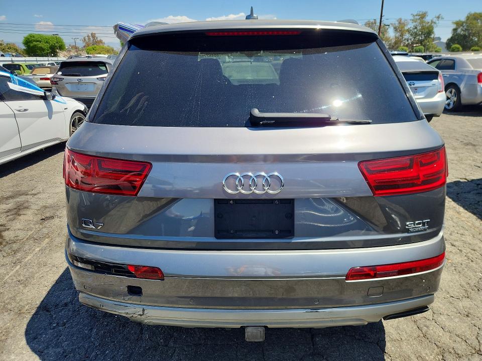 Photo 6 from auction – 2017 AUDI Q7 with VIN WA1LAAF77HD026193