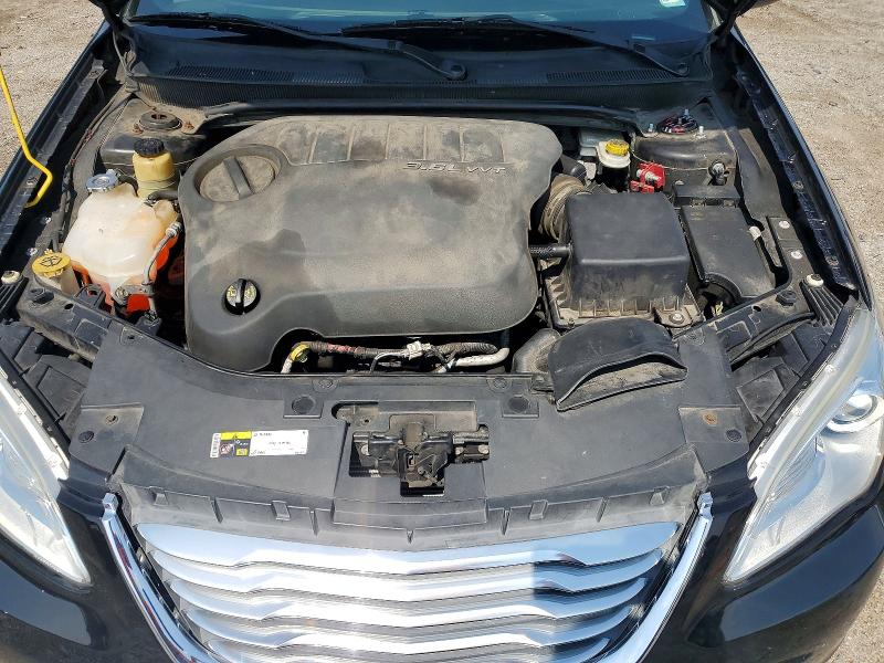 Photo 11 from auction – 2014 CHRYSLER 200 with VIN 1C3CCBBG4EN106749