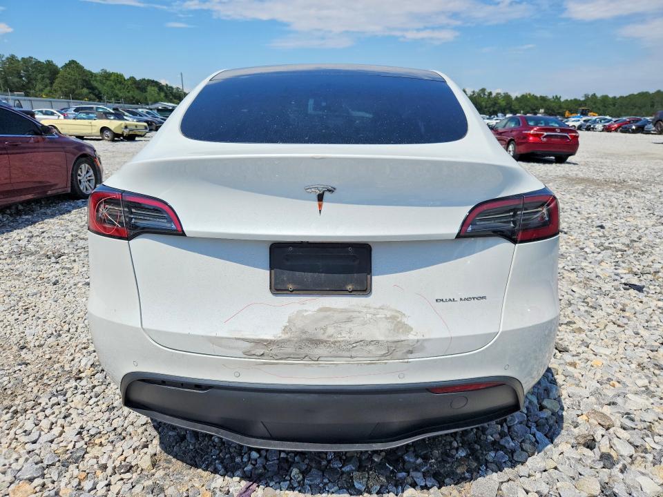 Photo 6 from auction – 2022 TESLA MODEL Y with VIN 7SAYGDEE5NF310134