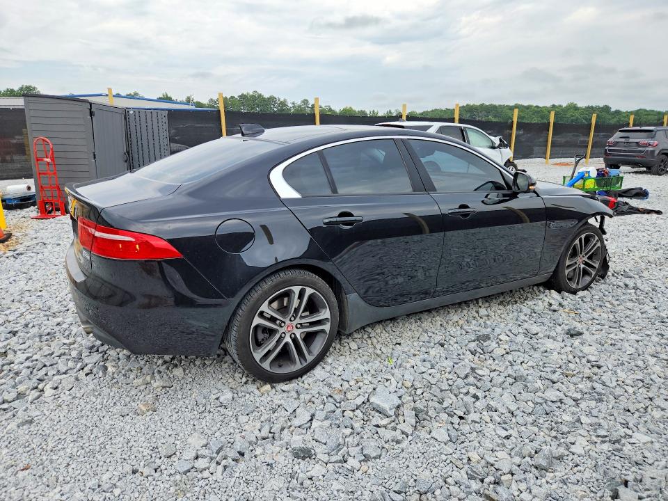Photo 3 from auction – 2017 JAGUAR XE with VIN SAJAJ4BV6HA972484