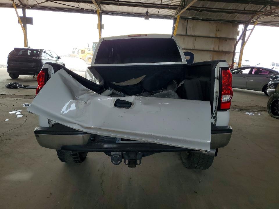Photo 6 from auction – 2006 CHEVROLET SILVERADO with VIN 1GCHC23D56F188234