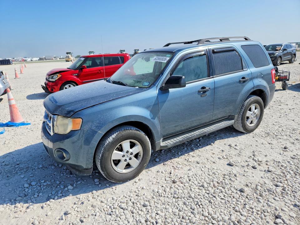 FORD ESCAPE 2011 with VIN 1FMCU0DG3BKA14311 - Photo from auction