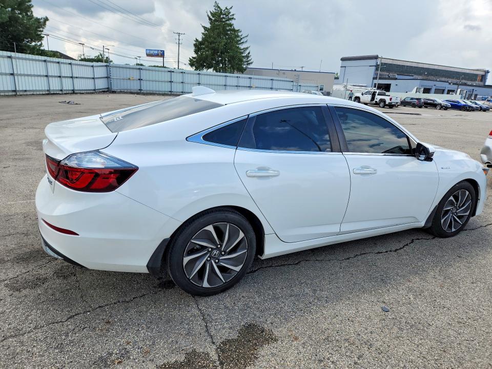 Photo 3 from auction – 2019 HONDA INSIGHT with VIN 19XZE4F97KE017023