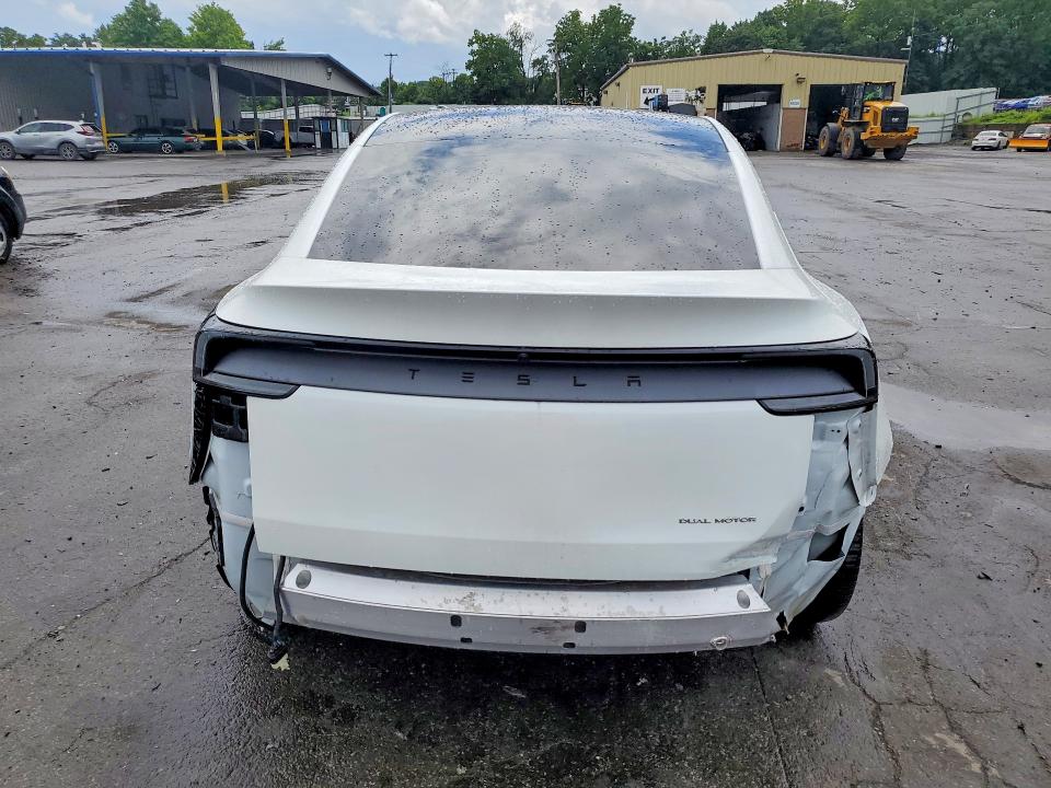 Foto 6 de la subasta – 2026 TESLA MODEL Y con VIN 7SAYGDEE0TA447525