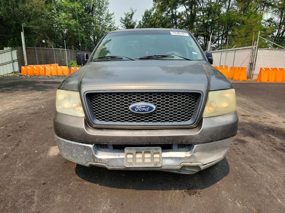 Photo 5 from auction – 2004 FORD F150 with VIN 1FTRX12W44NB76231