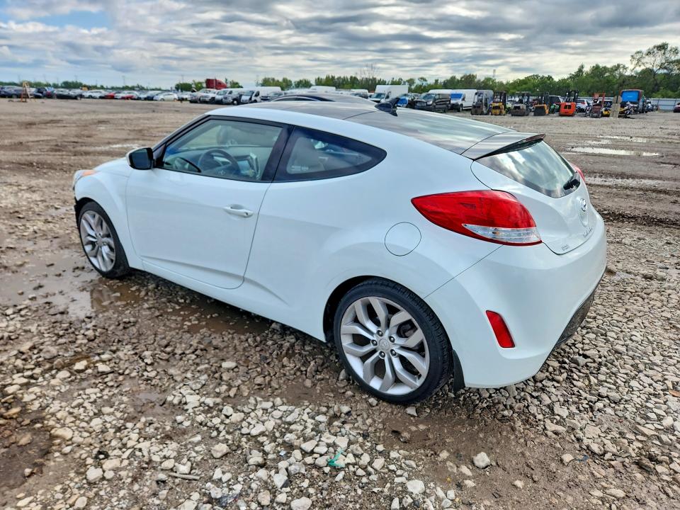 Photo 2 from auction – 2012 HYUNDAI VELOSTER with VIN KMHTC6AD4CU077052