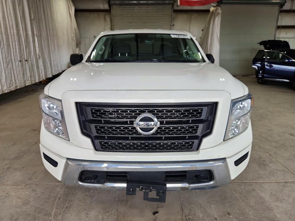 Photo 5 from auction – 2022 NISSAN TITAN with VIN 1N6AA1EC0NN104635