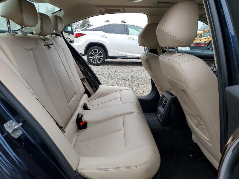 Photo 10 from auction – 2015 BMW 328 with VIN WBA3A5G59FNS85394