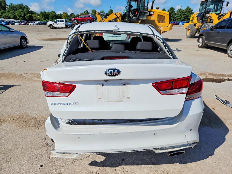Photo 6 from auction – 2018 KIA OPTIMA with VIN 5XXGT4L39JG209742