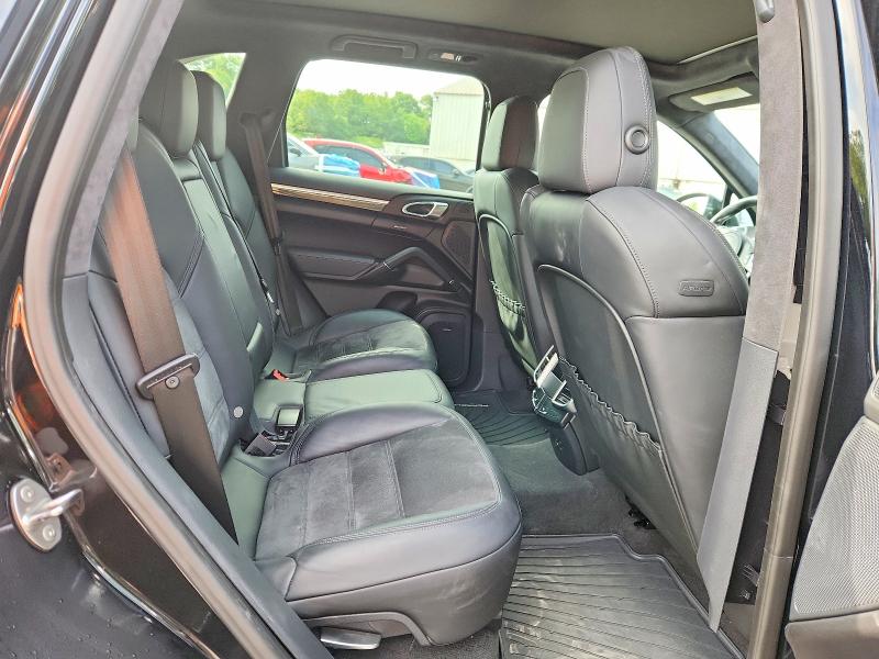 Photo 10 from auction – 2014 PORSCHE CAYENNE with VIN WP1AD2A29ELA70394