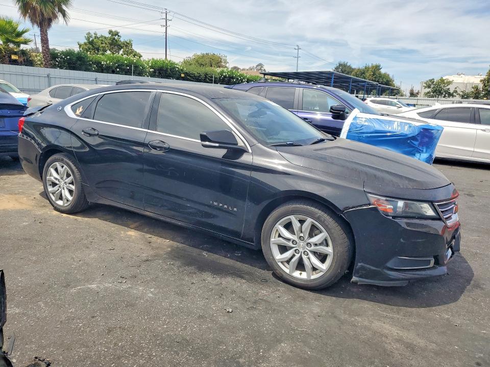 Photo 4 from auction – 2017 CHEVROLET IMPALA with VIN 1G1105S30HU186788