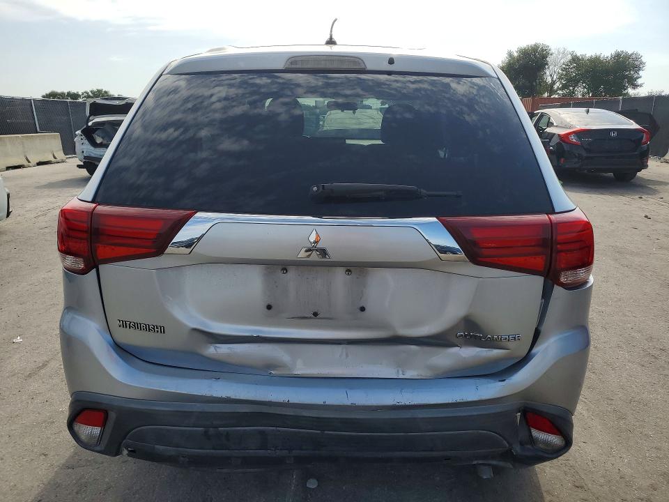 Photo 6 from auction – 2016 MITSUBISHI OUTLANDER with VIN JA4AD2A36GZ049247