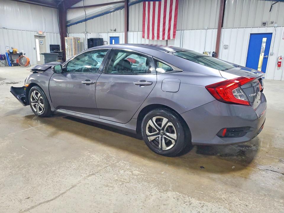 Photo 2 from auction – 2017 HONDA CIVIC with VIN 19XFC2F52HE204382