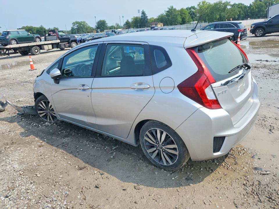 Photo 2 from auction – 2016 HONDA FIT with VIN JHMGK5H71GS015756