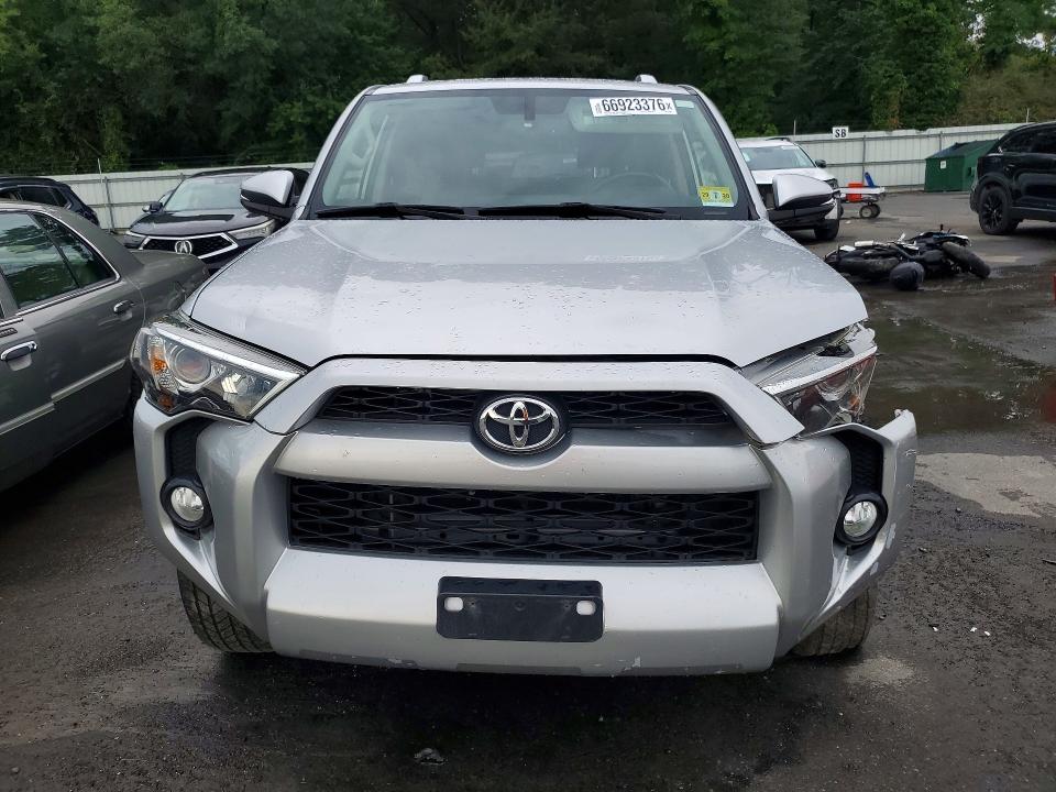 Photo 5 from auction – 2015 TOYOTA 4RUNNER with VIN JTEBU5JR7F5234604