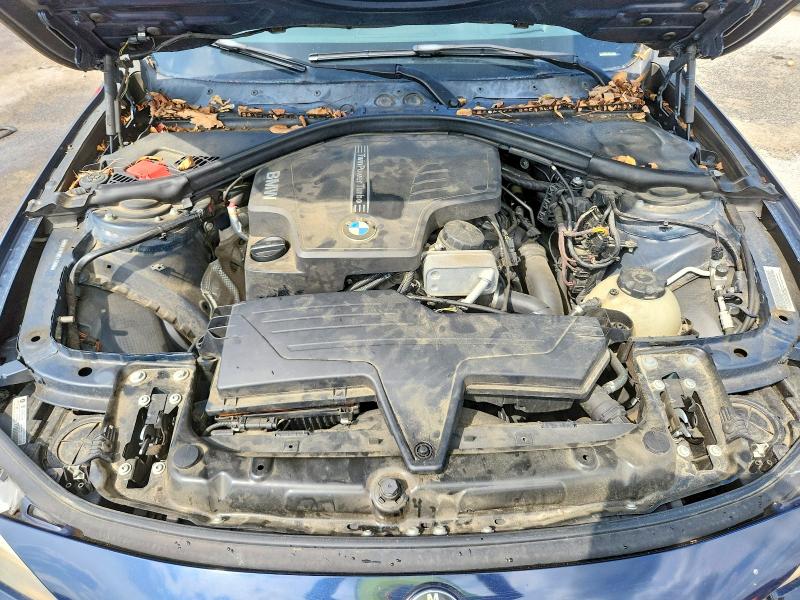 Photo 11 from auction – 2012 BMW 328 with VIN WBA3C1C59CF433090