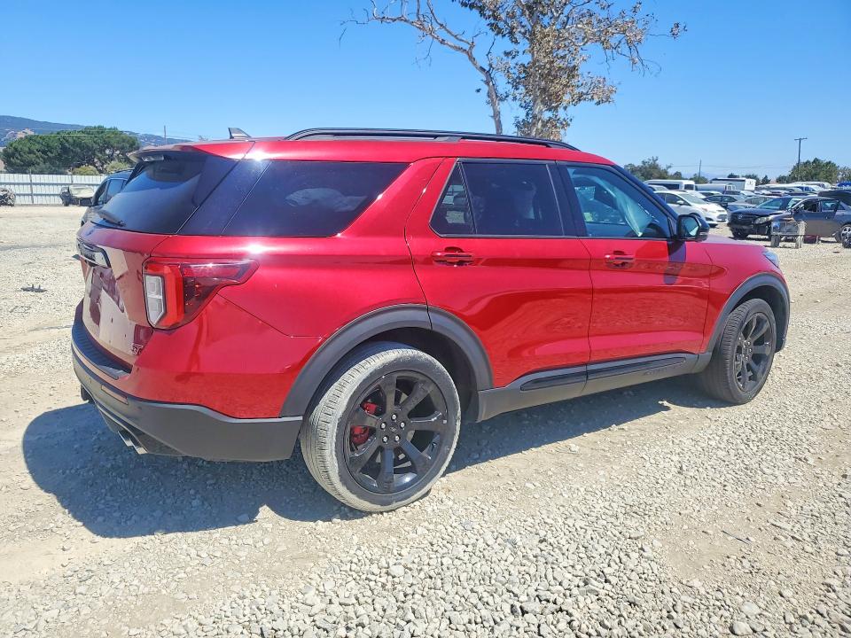 Photo 3 from auction – 2023 FORD EXPLORER with VIN 1FM5K8GC9PGA75663