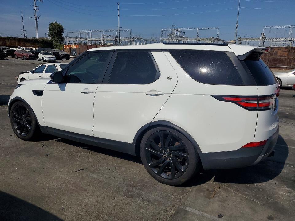 Photo 2 from auction – 2017 LAND ROVER DISCOVERY with VIN SALRHBBV4HA042304