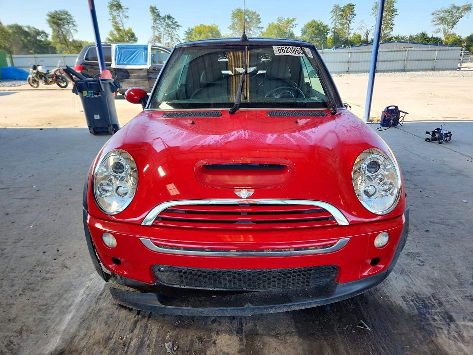 Photo 5 from auction – 2006 MINI COOPER with VIN WMWRH33576TK58030