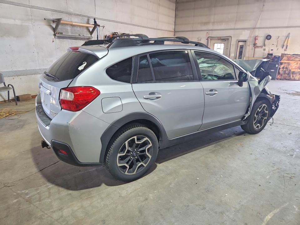Photo 3 from auction – 2017 SUBARU CROSSTREK with VIN JF2GPABC6HH252275