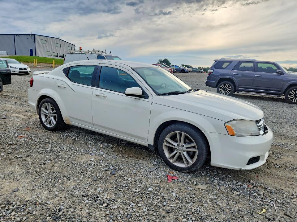 Photo 4 from auction – 2011 DODGE AVENGER with VIN 1B3BD1FG2BN517086