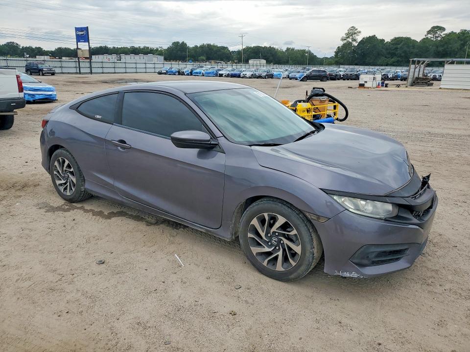 Photo 4 from auction – 2017 HONDA CIVIC with VIN 2HGFC4B52HH310550