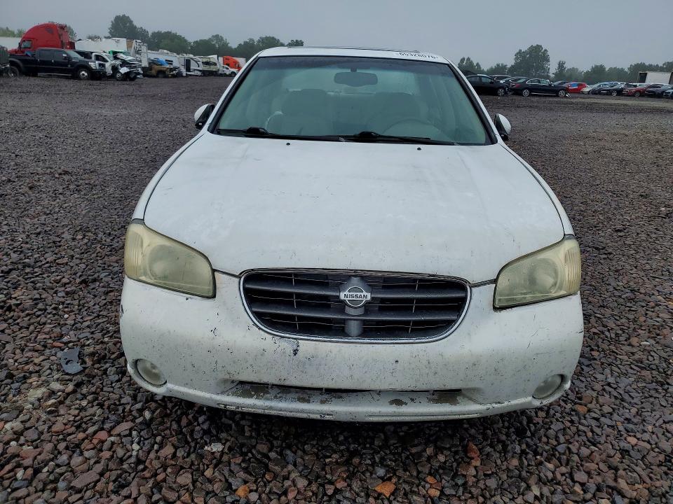 Снимка 5 от търг – 2001 NISSAN MAXIMA с VIN JN1CA31A01T106387