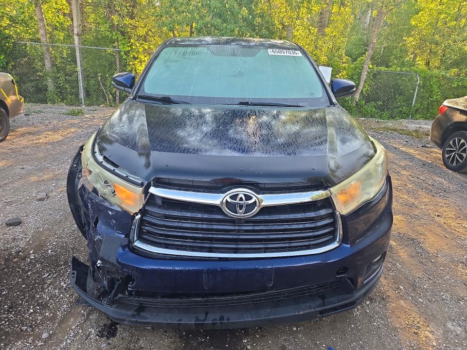 Photo 5 from auction – 2015 TOYOTA HIGHLANDER with VIN 5TDBKRFH3FS084583