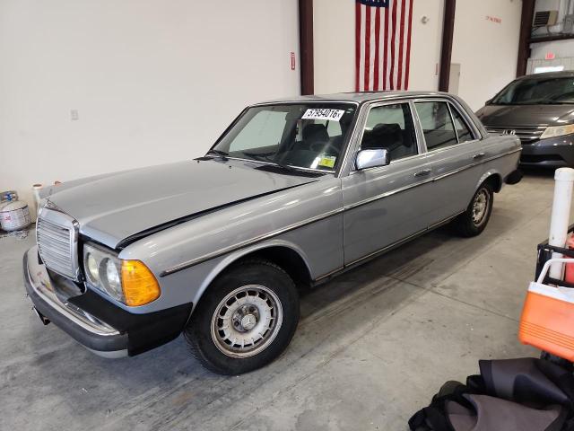 1984 MERCEDES-BENZ 300