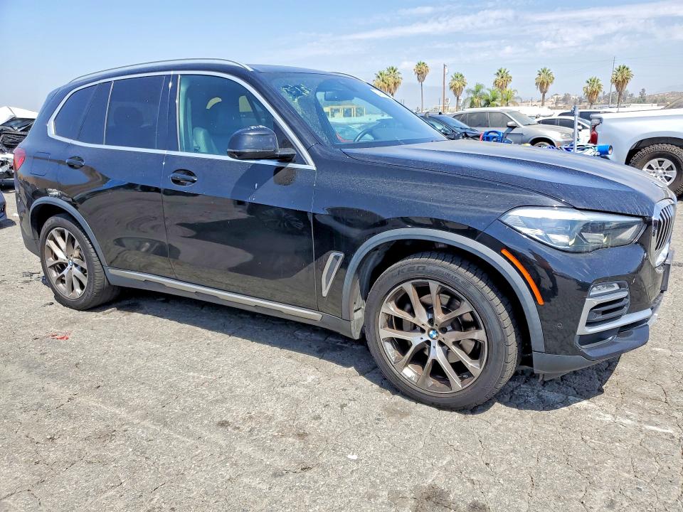 Photo 4 from auction – 2019 BMW X5 with VIN 5UXCR6C54KLL07071