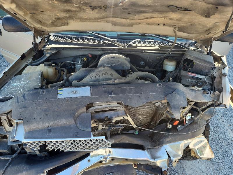 Photo 11 from auction – 2004 CHEVROLET SILVERADO with VIN 1GCEK19T54E363938
