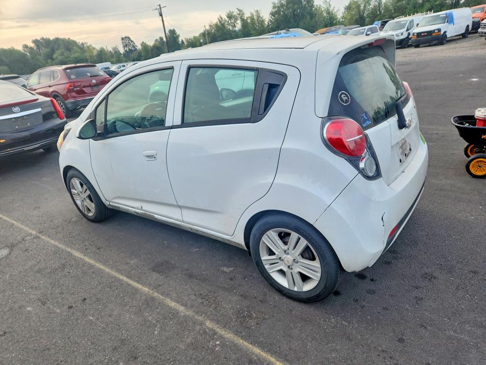 Photo 2 from auction – 2014 CHEVROLET SPARK with VIN KL8CB6S94EC484842
