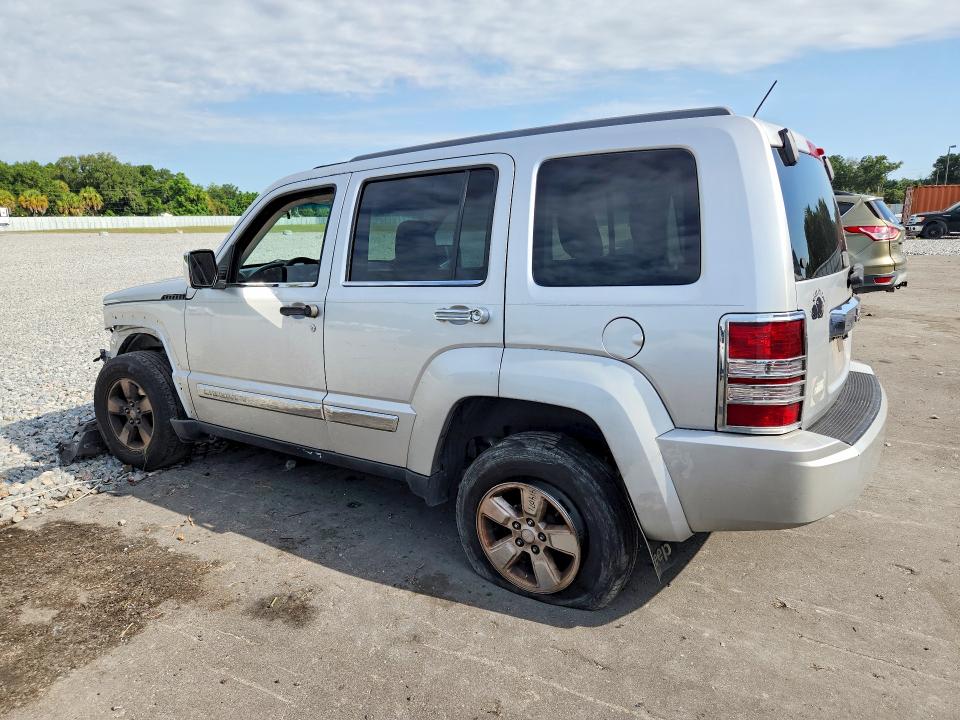 Photo 2 from auction – 2008 JEEP LIBERTY with VIN 1J8GP28K28W272451