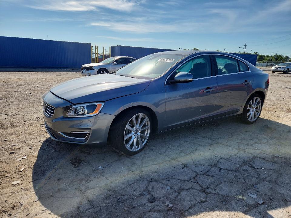 2016 VOLVO S60 - Търг №65371106