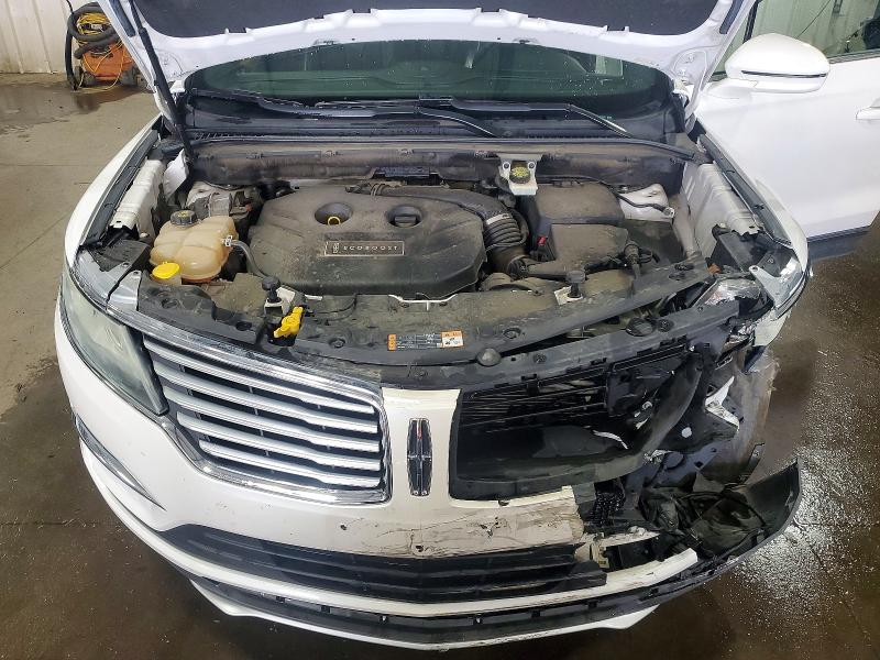 Photo 11 from auction – 2015 LINCOLN MKC with VIN 5LMTJ2AH6FUJ27663