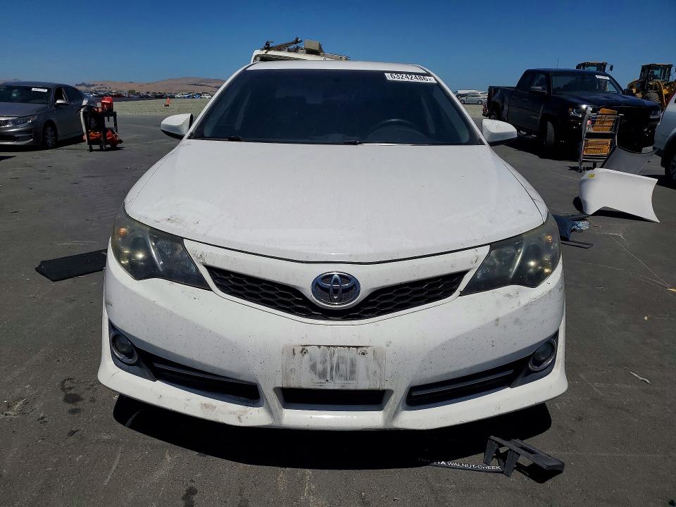 Photo 5 from auction – 2014 TOYOTA CAMRY with VIN 4T1BF1FK6EU408794