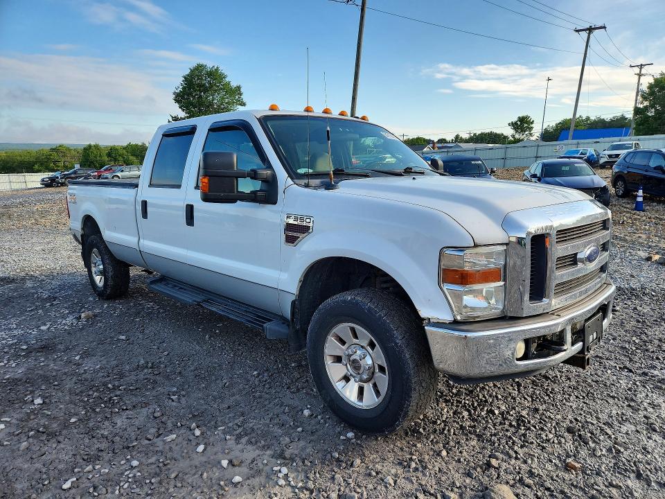 Photo 4 from auction – 2008 FORD F350 with VIN 1FTWW31R08EB75550
