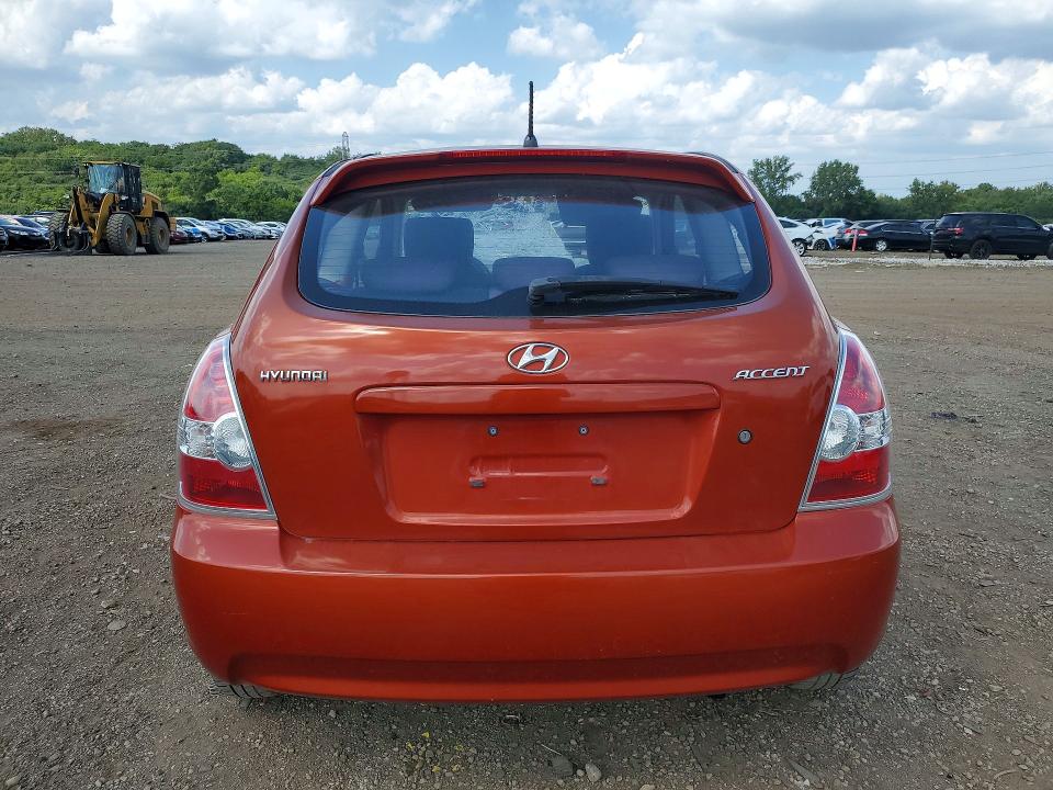 Photo 6 from auction – 2010 HYUNDAI ACCENT with VIN KMHCM3AC1AU158199