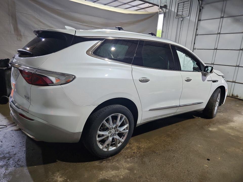 Photo 3 from auction – 2024 BUICK ENCLAVE with VIN 5GAEVBKW9RJ110932