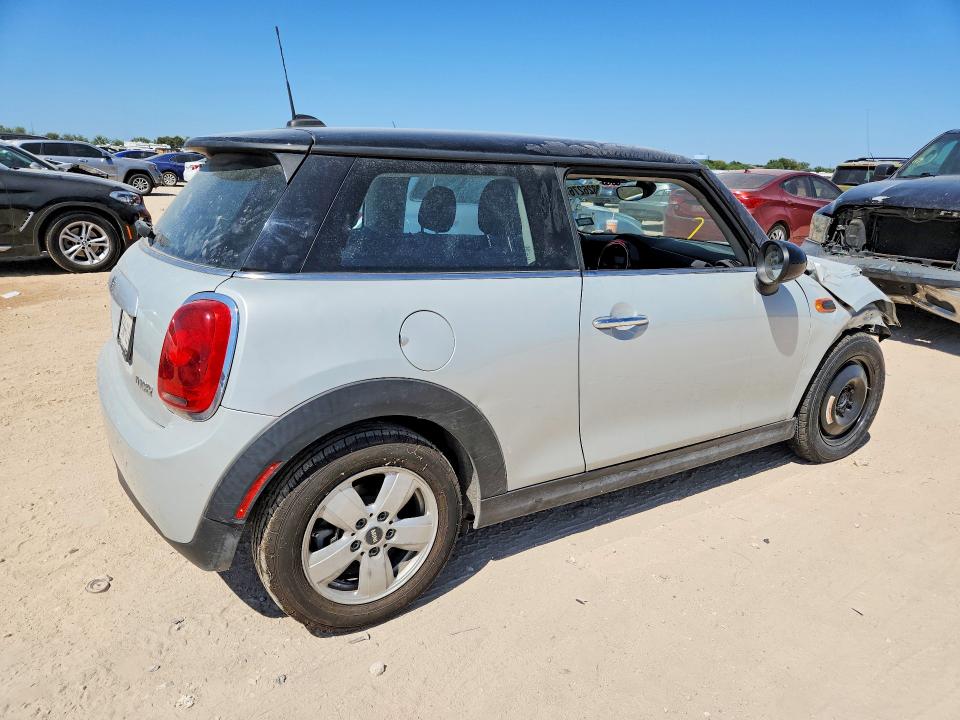 Photo 3 from auction – 2015 MINI COOPER with VIN WMWXM5C52FT942028
