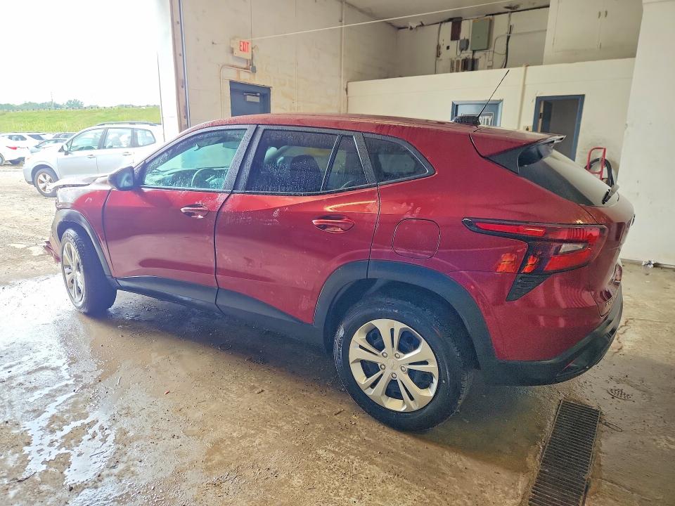 Photo 2 from auction – 2024 CHEVROLET TRAX with VIN KL77LFE20RC172217