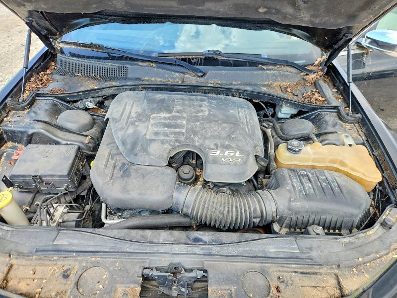 Photo 11 from auction – 2012 CHRYSLER 300 with VIN 2C3CCACG0CH200853