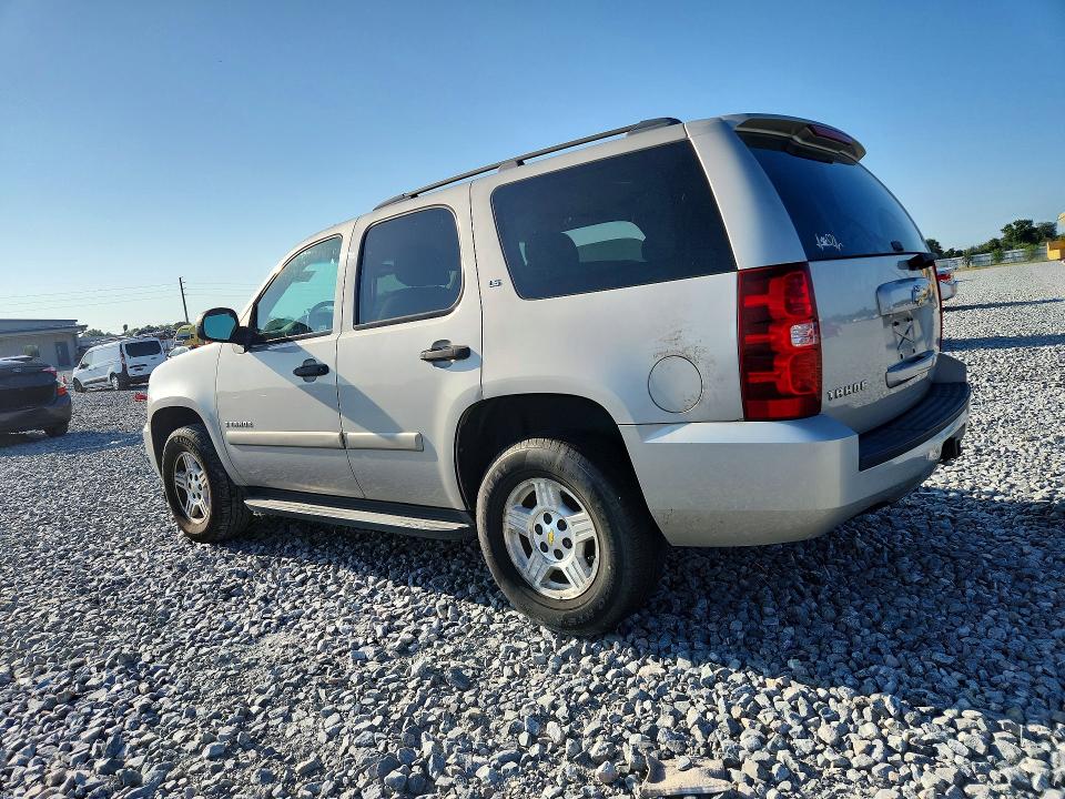 Photo 2 from auction – 2008 CHEVROLET TAHOE with VIN 1GNFC13C58R221590