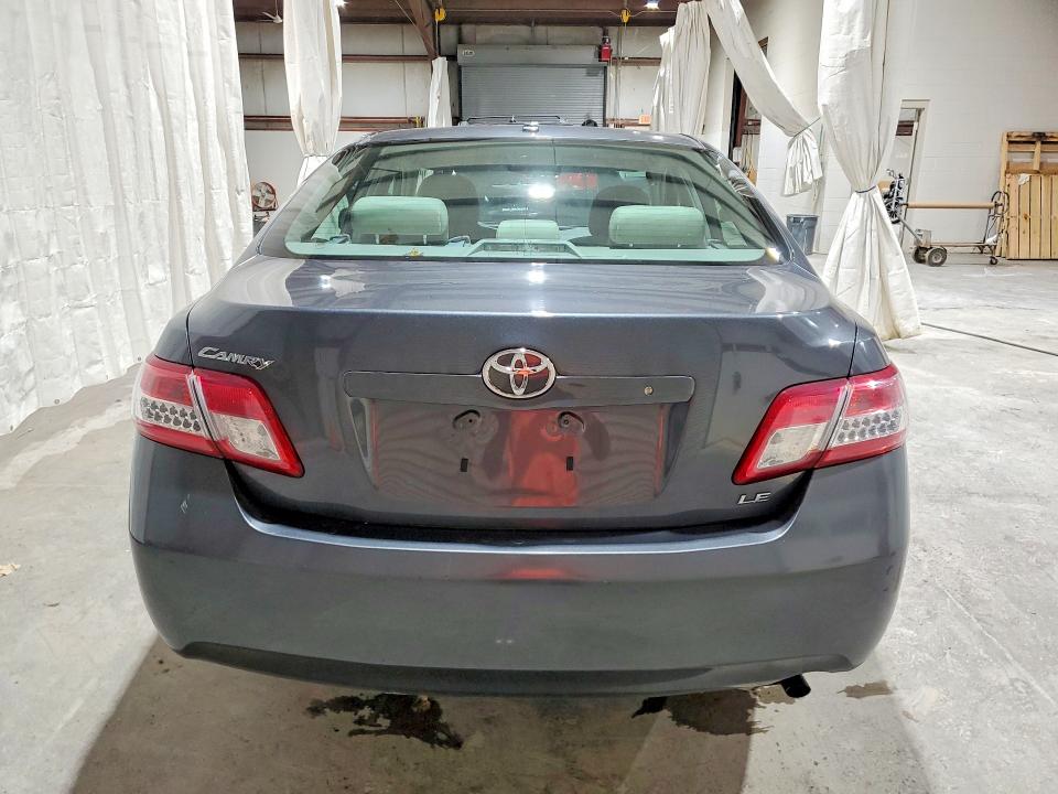 Photo 6 from auction – 2011 TOYOTA CAMRY with VIN 4T1BF3EK0BU720506