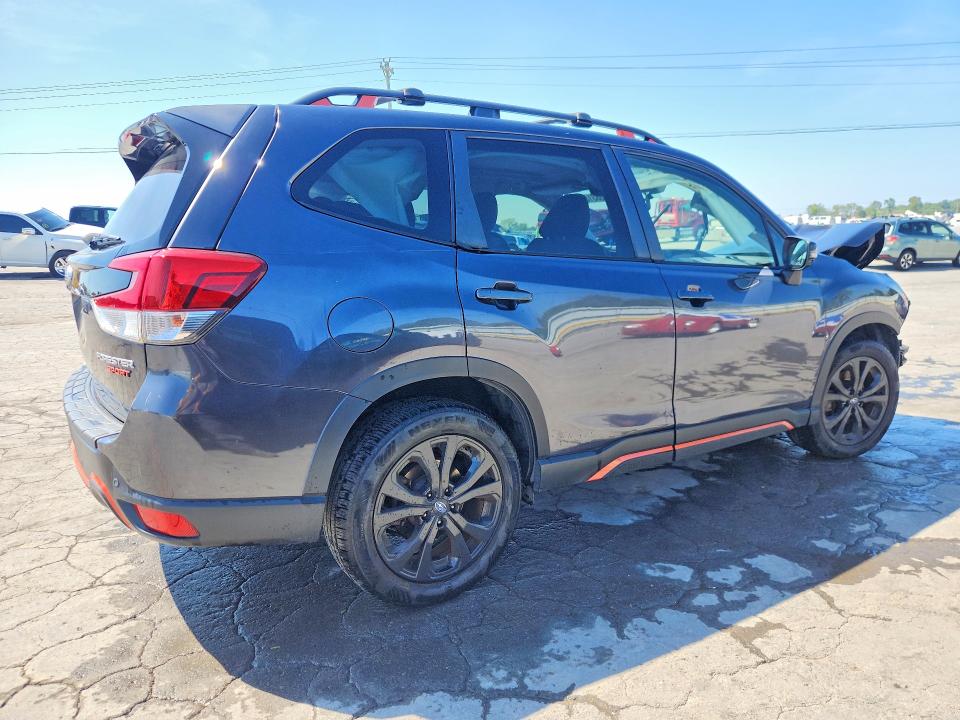 Photo 3 from auction – 2019 SUBARU FORESTER with VIN JF2SKAPC1KH481973